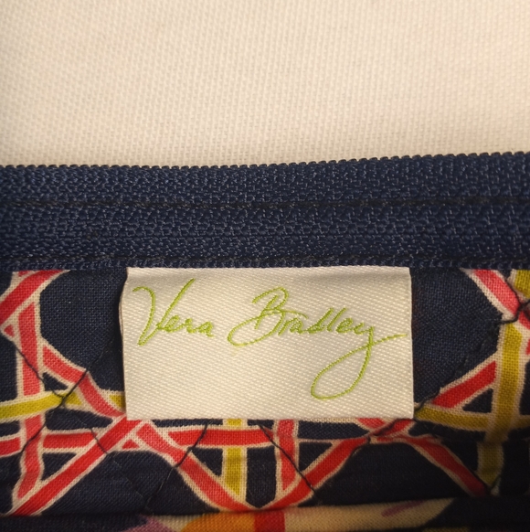 Vera Bradley Quilted Classic Floral Butterfly Navy Pink White Boho Crossbody Bag - Picture 4 of 10